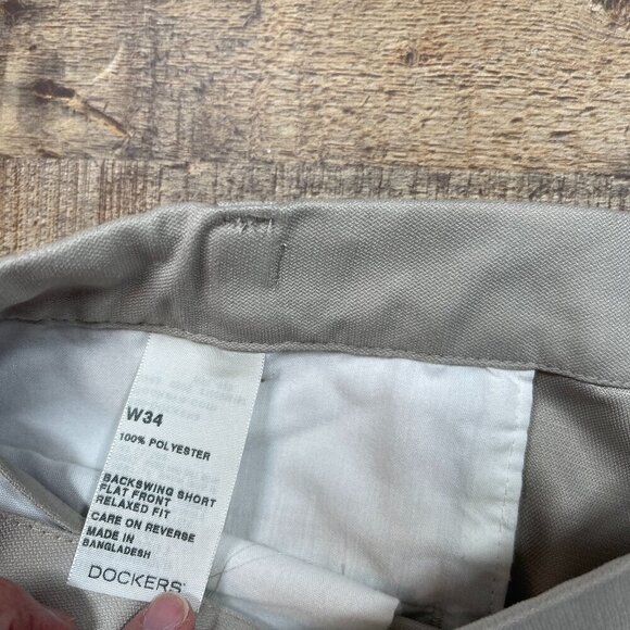 Dockers Tan Flat Front Golf Shorts size 34 - Picture 3 of 4